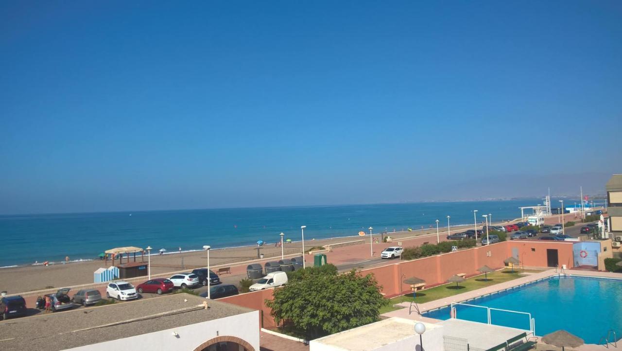 Primera Linea, Magnificas Vistas Al Mar Y A La Playa Retamar  Exterior photo